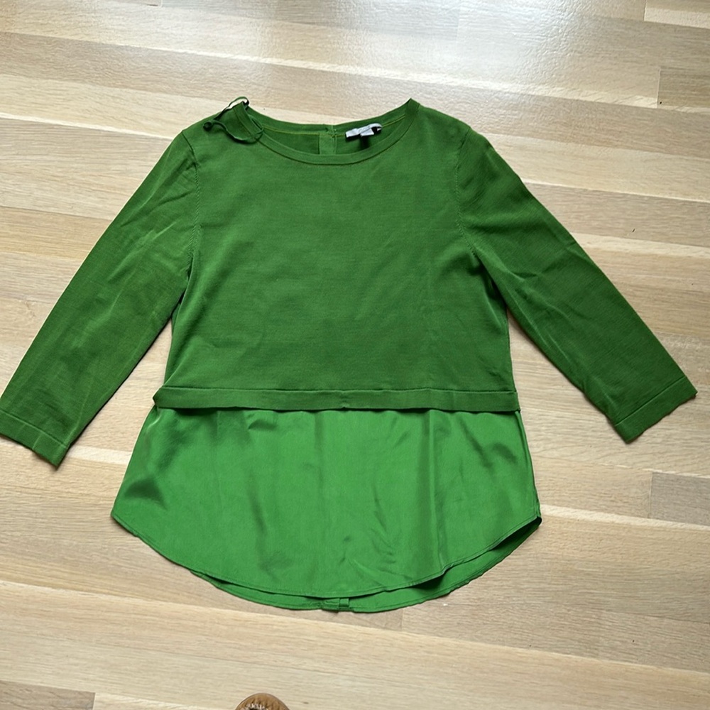 Xs Cos Kelly green blouse